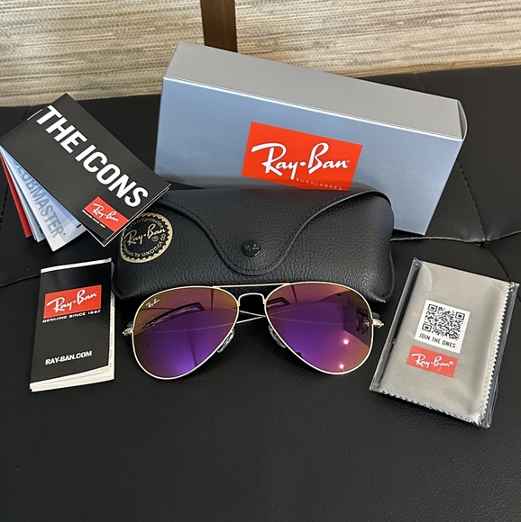 LIKE NEW RayBan Aviator RB3025 Purple Mirror Ray ban Sunglasses - Picture 3 of 15
